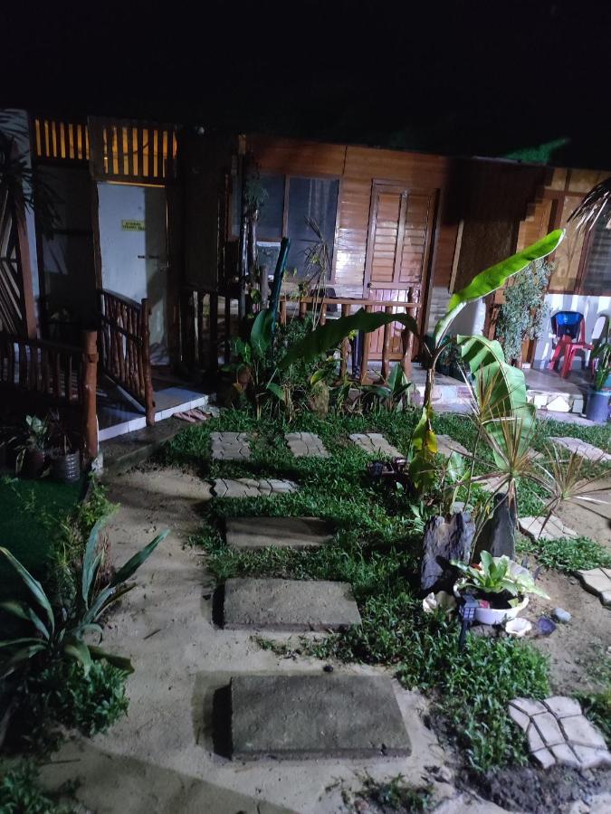 Alfa Garden Lodge 爱妮岛 外观 照片
